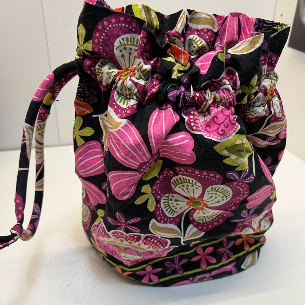 Vera Bradly Pink Floral Lined Cinch Bag